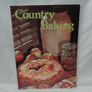vintage 1985 Country Baking cookbook