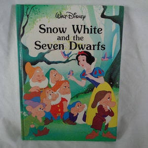 Vintage 1989 Walt Disney Snow White and the Seven Dwarfs book