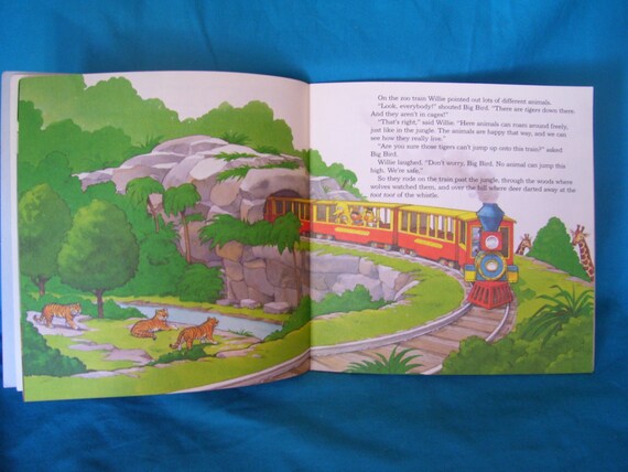 Vintage 1988 A Visit To The Sesame Street Zoo Book By Ellen Weiss - 
