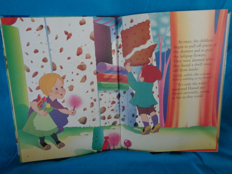 vintage 1994 Hansel and Gretel book image 5