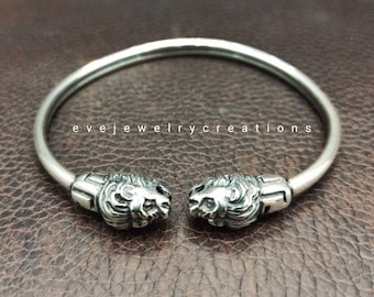 Sterling silver 925 double lions heads bangle bracelet.