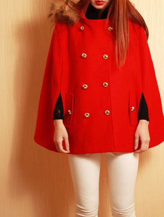 Cape en laine rouge chaud manteau femme hiver Manteaux veste, veste cape oversized, Cape laine, Cape rouge Cape en laine rouge chaud manteau femme hiver Manteaux veste, veste cape oversized, Cape laine, Cape rouge