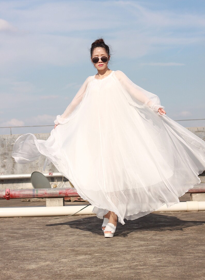 white maxi sun dresses