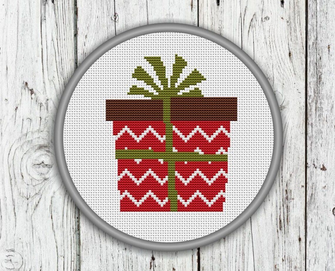 Christmas Present Box Counted Cross Stitch Pattern Red and Etsy