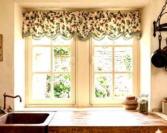 Set 2 Waverly Orchard Trail French Country Scallop Valences Grapevine Gingham