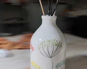 Fragrance diffuser. Handcrafted ceramic
