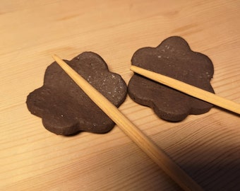 Rest chopsticks or cutlery. 2 piece set. Glazed ceramic. Black