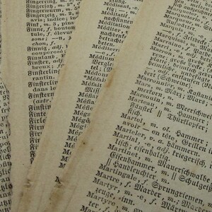 1876 年代の辞書ページ、紙のエフェメラ、フランス語/ドイツ語の辞書ページ 12 ページセット、アンティーク辞書シート、ジャンク ジャーナル、工芸品...