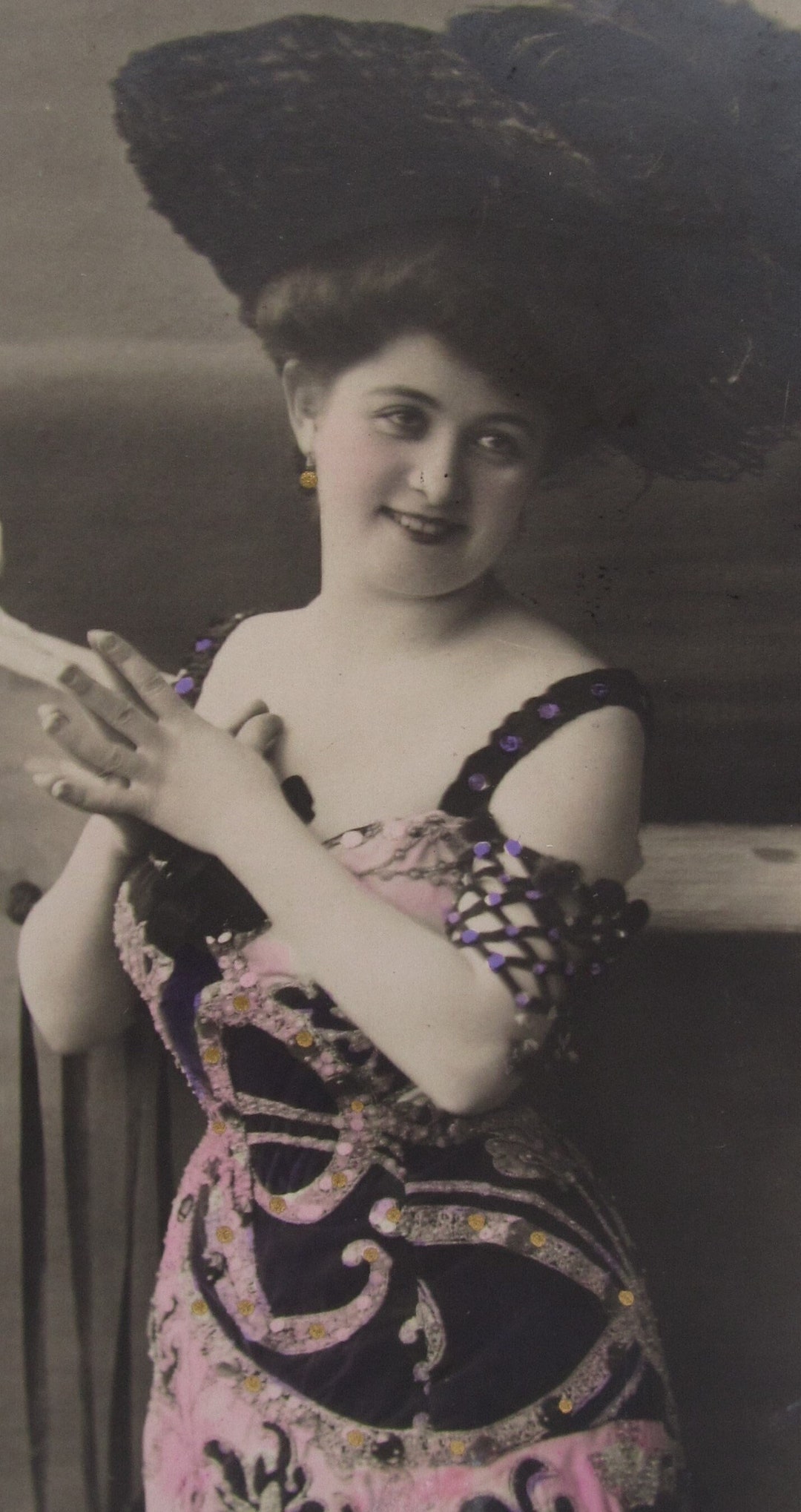 Beautiful Old Postcard With Subtle Golden Details of the Actress Annie Wilkens of the Edwardian Era With a Lovely Hat,vintage... 