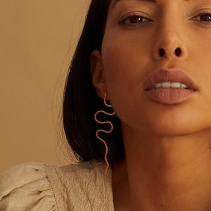 Long snake statement earrings / ethnic and ethic earrings / desert jewelry / handmade jewelry / Trendy earrings / Parisian jewelry