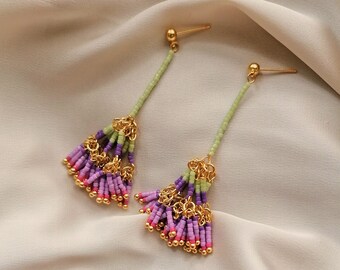 Beaded dangling earrings in violet and green, bathed in 24k gold or silver, made by hand in Paris, France