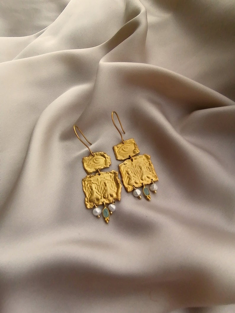 Dangle earrings engraved bu hand and bathed in 24k gold or silver. Made by hand in Paris, France image 8