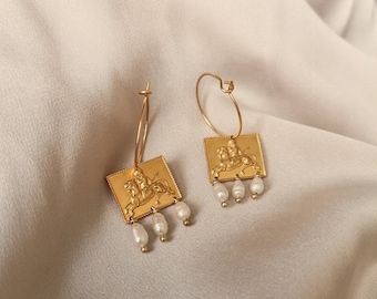 Cupid and horse vintage roman earrings with natural pearls bathed in 24k gold or palladium, made by hand in Pari