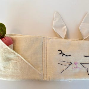 Sensory book/ Quiet book / Montessori book / Busy book / Fabric book