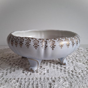 Vintage Oscar Schlegelmilch Porcelain Footed Bowl, German Floral Candy Dish with Gold Trim