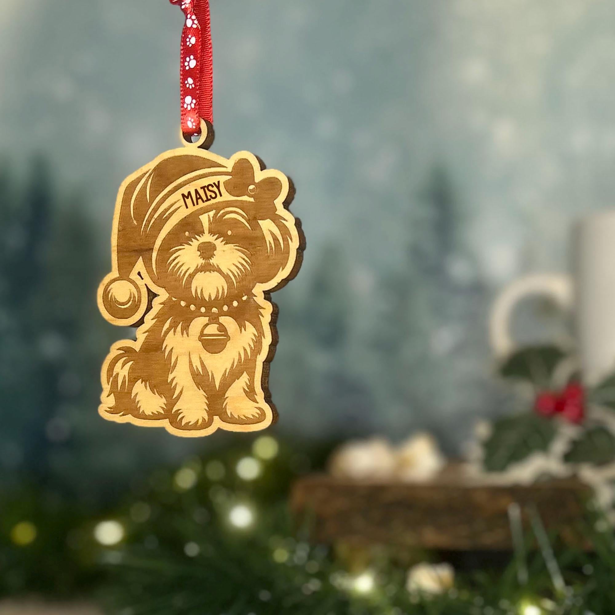 パーソナライズされたシーズーのクリスマスオーナメント：彫刻された