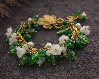 Emerald Green Pearl Cluster Beltane Bracelet – Freshwater Pearl Ritual Jewellery, Lily of the Valley Inspired, Spring Pagan Design
