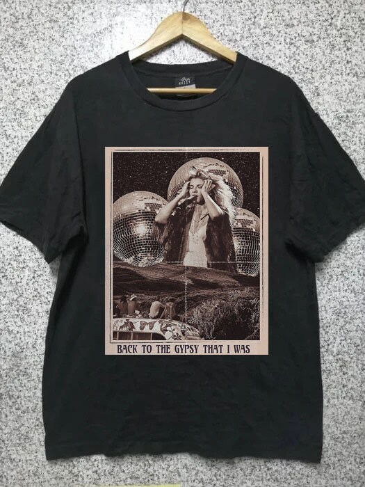 Discover Vintage Fleetwood Mac Rumours Tee, Music Rock Band Shirt