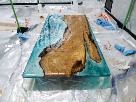 The epoxy resin store Kit de resina epoxi transparente, fácil de mezclar, 2  partes, acabado de alto brillo, mesas, encimeras, arte, manualidades Kit de  1 galón -  México