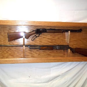 Locking Display Case For Rifle and Shotgun - Golden Oak Finish