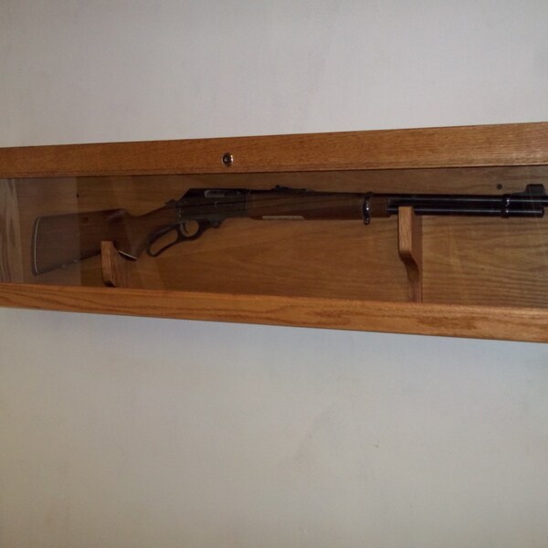 Pennzoni Wall Mounted Rifle Gun Display Case – Hardwood With Lockable Acrylic Door