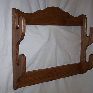 2 Gun Rack Wall mount gun display rack Red oak with walnut or golden oak stain, or unfinished Walnut Finish