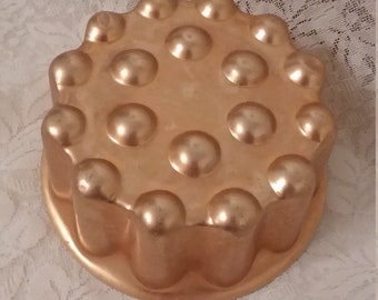 Copper Jello Mold-Round Vintage Jello Mold-Retro Kitchen Decor-Copper Colored-Bubble Dots Cake Pan Mold-Farmhouse Kitchenware