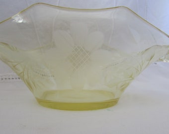 Vintage Yellow Depression Glass Dish - Etched Floral Pattern - Yellow Glass - Yellow Depression Glass - 1930s Glass
