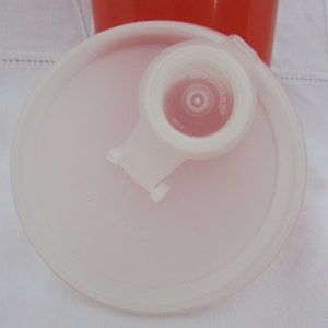 Vintage Tupperware Slim Container with Pour Lid 262 & 603 Tupperware image 3