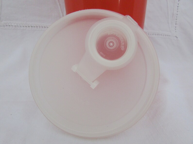 Vintage Tupperware Slim Container with Pour Lid 262 & 603 Tupperware image 3