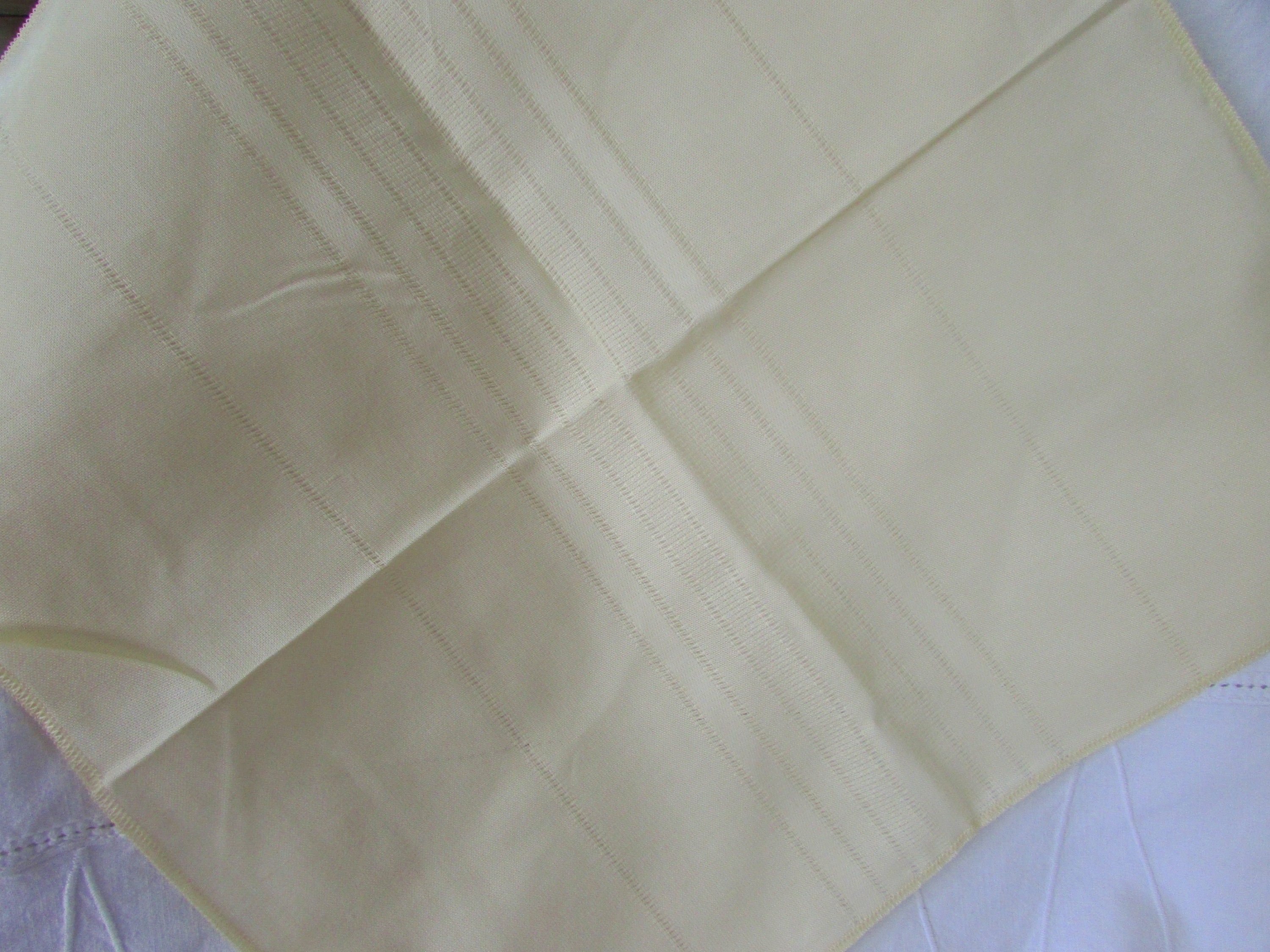 Vintage Pale Yellow Napkins Cloth Napkins Polyester Cloth Etsy
