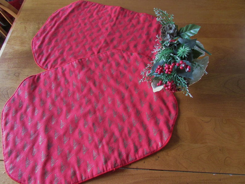 Vintage Red Christmas Placemats Set of 2 Quilted Placemats Etsy Canada