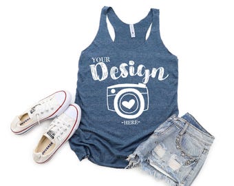 Następny poziom 6733 Indigo Mockup Tank Top Mock Up Lato Flat Lay Letni Mockup Następny poziom Racerback Tank Mockup
