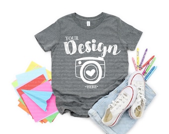Bella Canvas 3001Y Deep Heather Jugend T-Shirt Mockup | Kinder T-Shirt flach gelegt | Echtes Shirt Mockup | Minimal