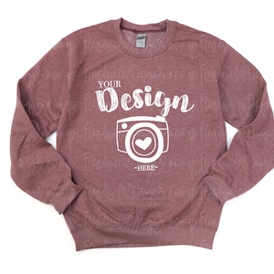 Heather Sport Dark Maroon Gildan 18000 Heavy Blend Crewneck Sweatshirt 18000 Mock Up Flat Lay Gildan Mockups Sweatshirt Mockup