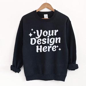 Gildan 18000 zwart mockup | zwart sweatshirtmodel | Gildan 18000 zwart mockup | Sweatermodel | 18000 mock-up