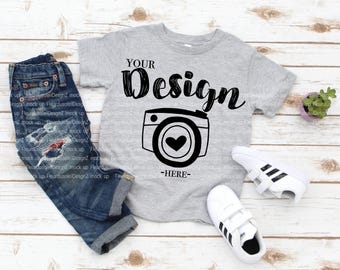 Kinder-T-Shirt Mockup Bella Canvas 3001T T-Shirt Jersey Unisex T-Shirt Kleinkind Flat Lay Kinder-T-Shirt Mockup Jungen-T-Shirt Mockup Kinder
