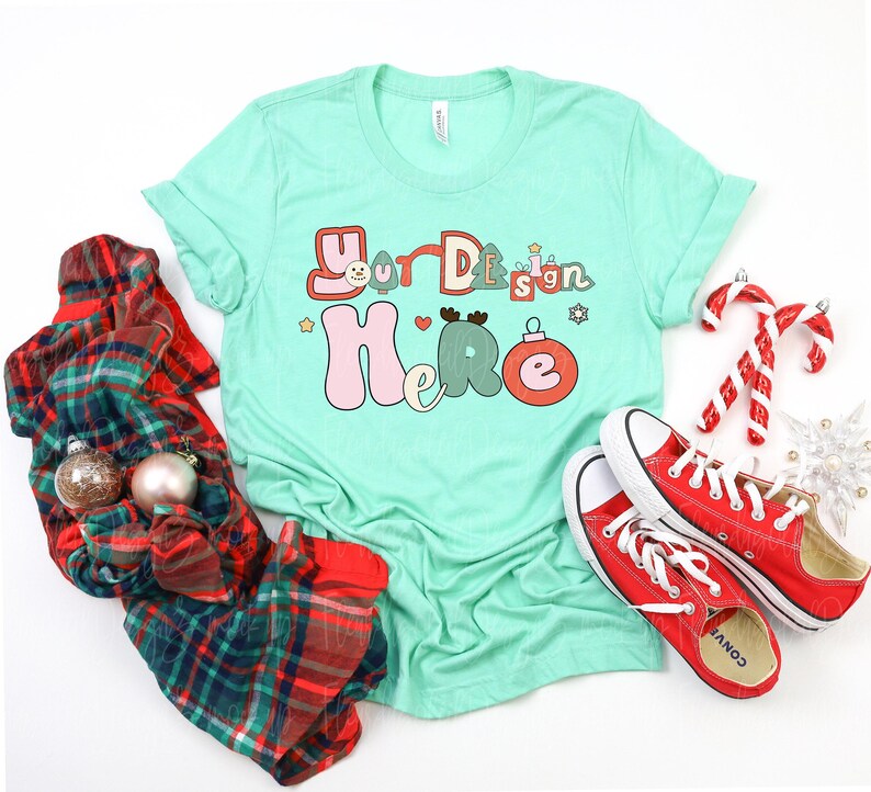 Paquete de maquetas navideñas / Maquetas de camisetas Bella Canvas 3001 / Diseño plano navideño con fotos reales / Estética navideña acogedora imagen 9