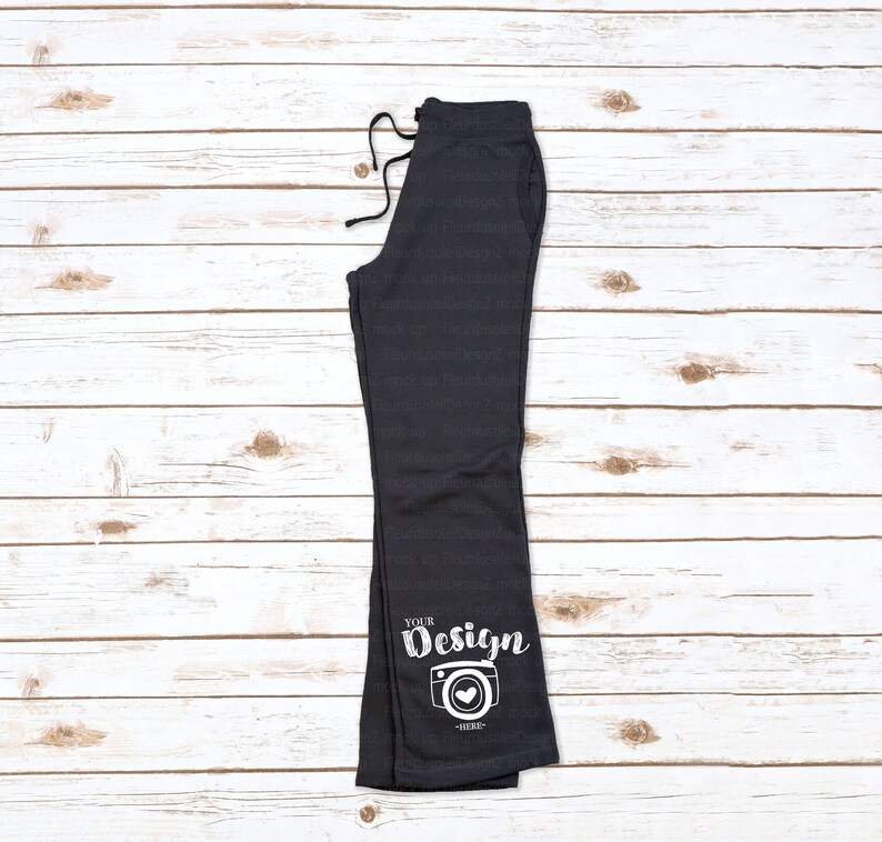 gildan closed bottom sweatpants