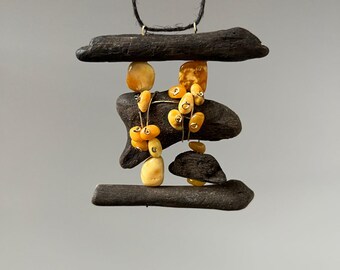 Amber and Driftwood Statement Necklace – Handmade Baltic Amber Pendant, Rustic Boho Jewelry, Unique Artisan Necklace, Nature Inspired Gift