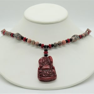 Carved Red Jade Dragon Guan Gong Guangong Yu Yunchang Warrior Pendant Necklace