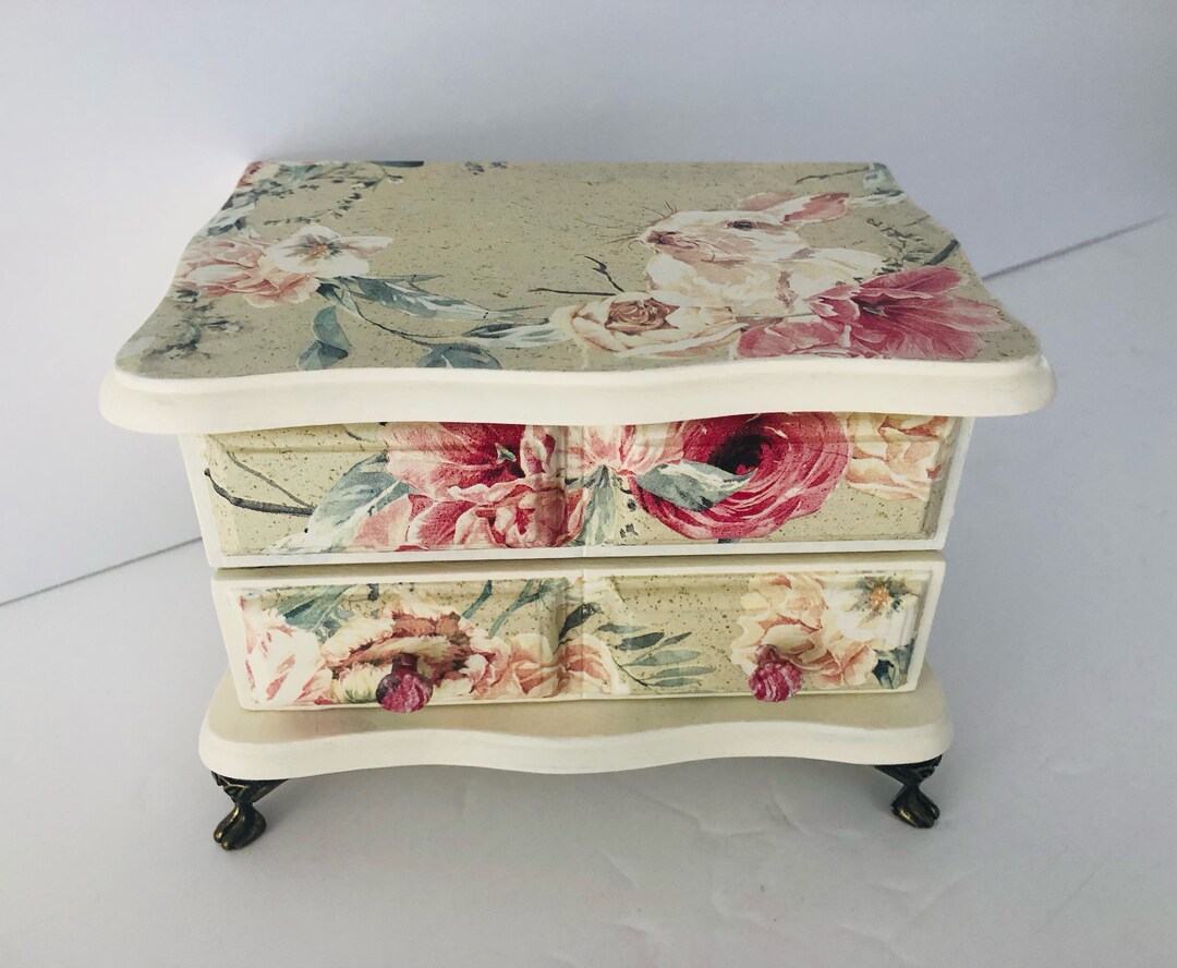 Jewelry Box. Handpainted Jewelry Box. Vintage Jewelry Jewelry