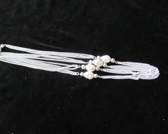 Vintage silver necklace with pearl beads