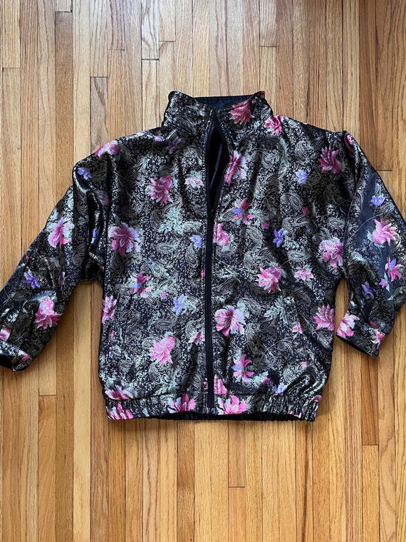 80s / 90s Reversible Black and Paisley Floral Sil… - image 1