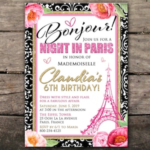 Pode incluir: Um convite de festa de anivers&aacute;rio rosa e dourado com um fundo de padr&atilde;o damasco preto e branco. O convite apresenta uma Torre Eiffel rosa e flores rosas. O texto diz "Bonjour! Junte-se a n&oacute;s para uma noite em Paris em homenagem ao 6&ordm; anivers&aacute;rio de Mademoiselle Clandia!" Vista-se com estilo e eleg&acirc;ncia para um evento fabuloso. S&aacute;bado, 5 de junho de 2019 &agrave;s 15:00. A Torre Eiffel, 25 Ooh La La Avenue, Paris, Fran&ccedil;a. RSVP at&eacute; 6/1 para Maria 800-254-4125.
