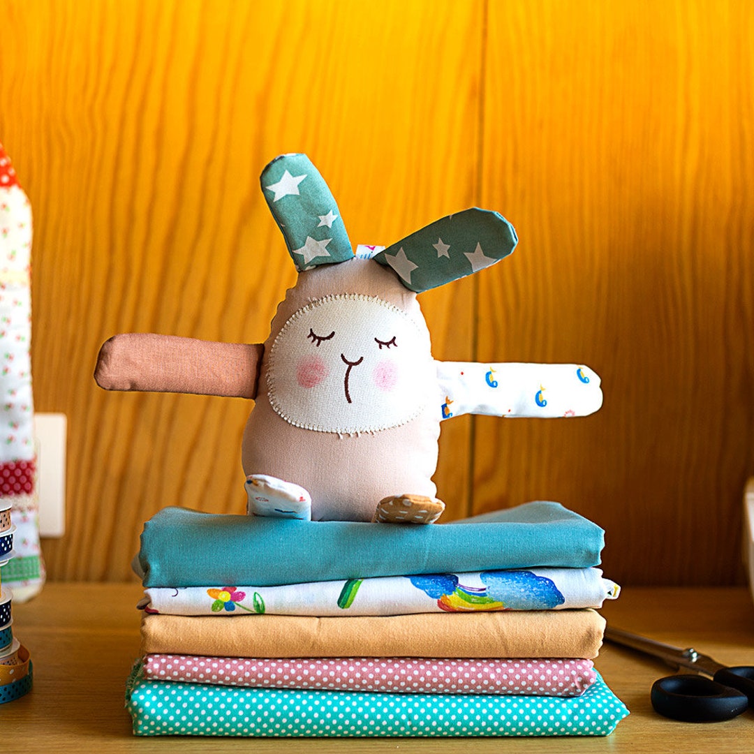 Textile Toy Pattern Sewing Pattern: Textile Bunny Toycraft Supplies > Toolspatterns > How ...
