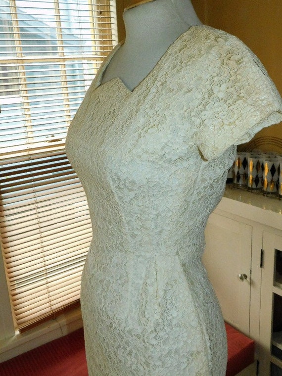 1950s Lace Dress - image 5