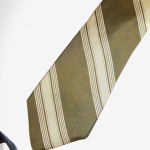 1970s Tie