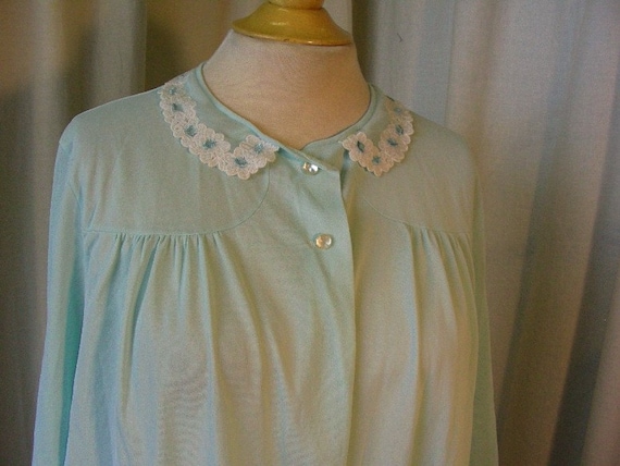 Vintage Bed Jacket - image 2