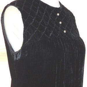 1960&#39;s Black Velvet Dress